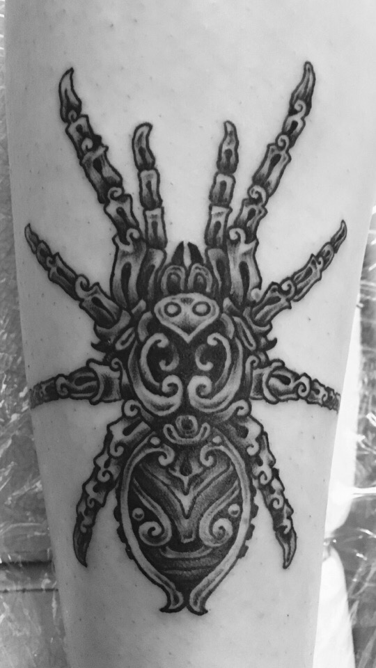 Tattoo artist preparing for a session at Studio Tattoo